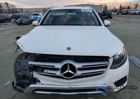 2018 Mercedes-Benz Glc 300 4Matic z USA, uszkodzony, nr VIN WDC0G4KB5JV115466